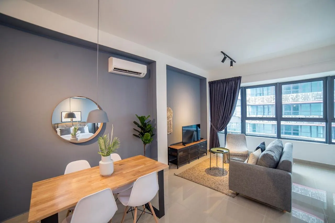 Arte Plus Klcc Designer Suites By Cobnb Kuala Lumpur