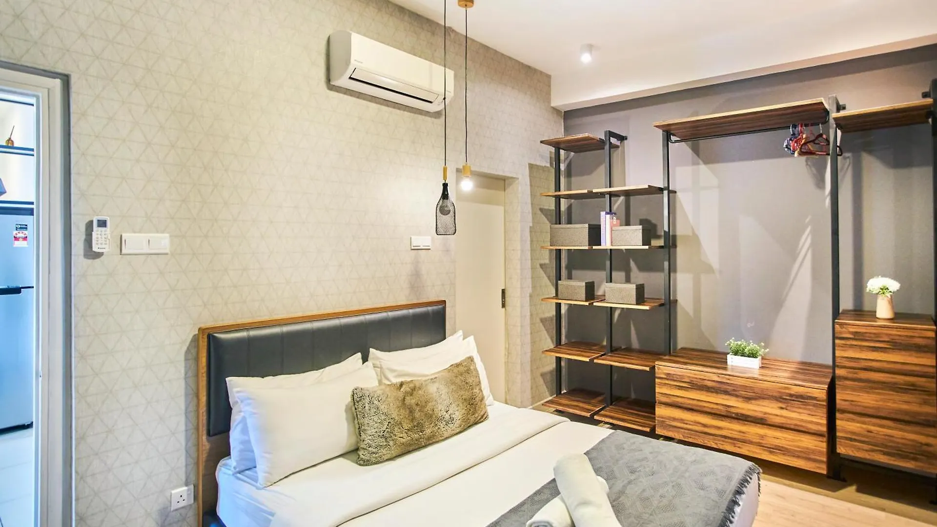 Arte Plus Klcc Designer Suites By Cobnb Kuala Lumpur Apartment