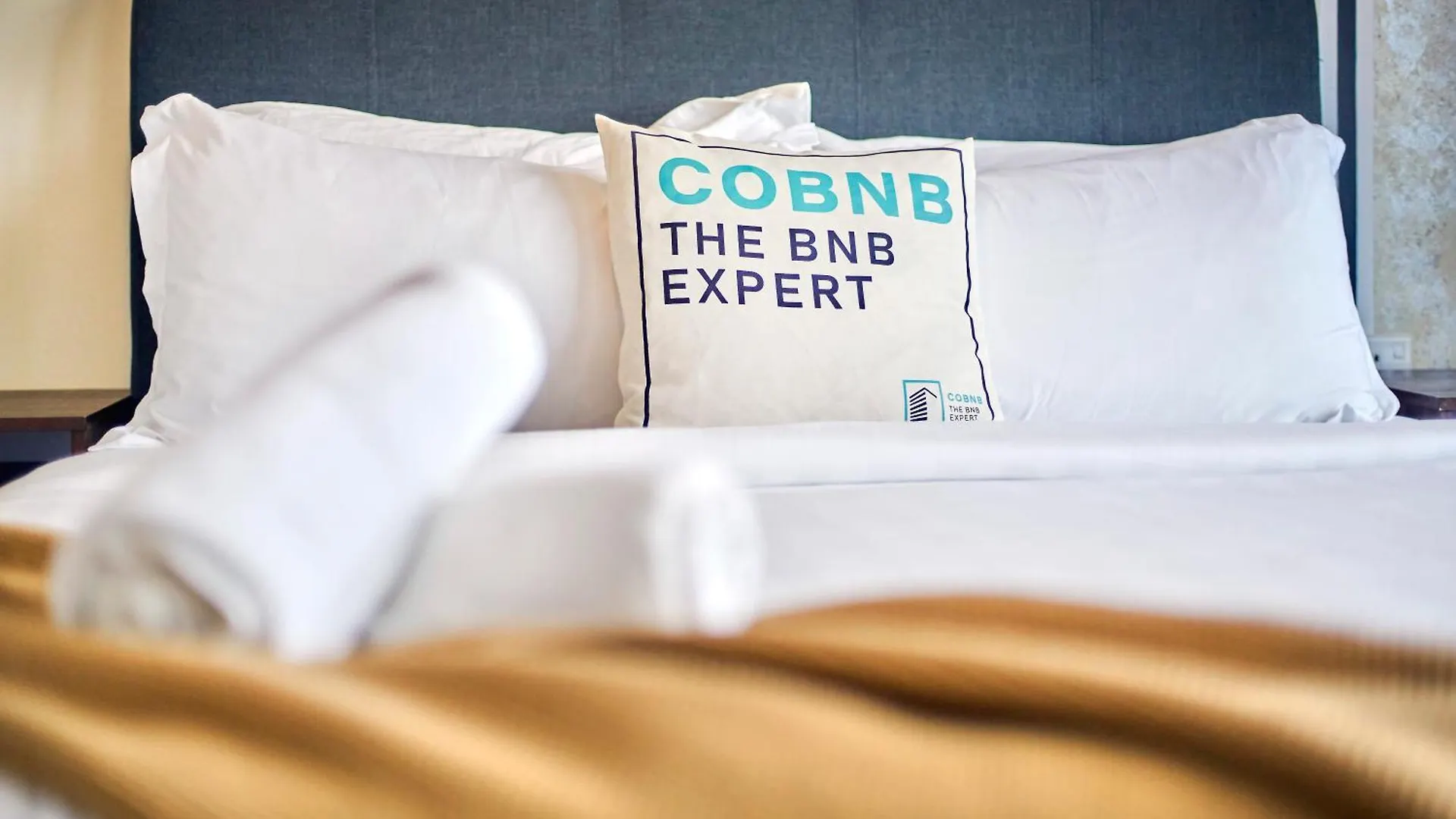 Arte Plus Klcc Designer Suites By Cobnb Kuala Lumpur