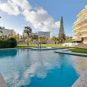 https://vilamoura-design-with-pool-by-homing.hotelaalgarve.com