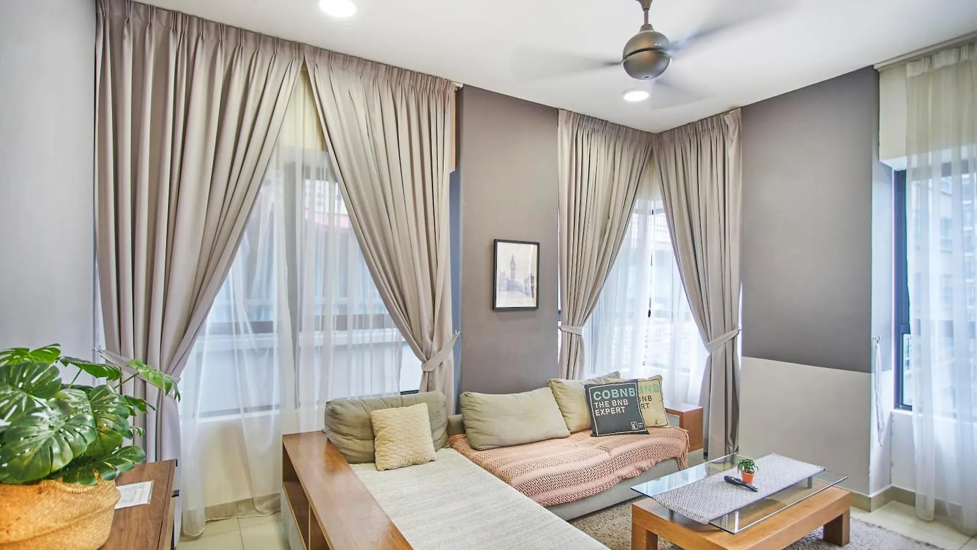 Apartment Arte Plus Klcc Designer Suites By Cobnb Kuala Lumpur Malaysia