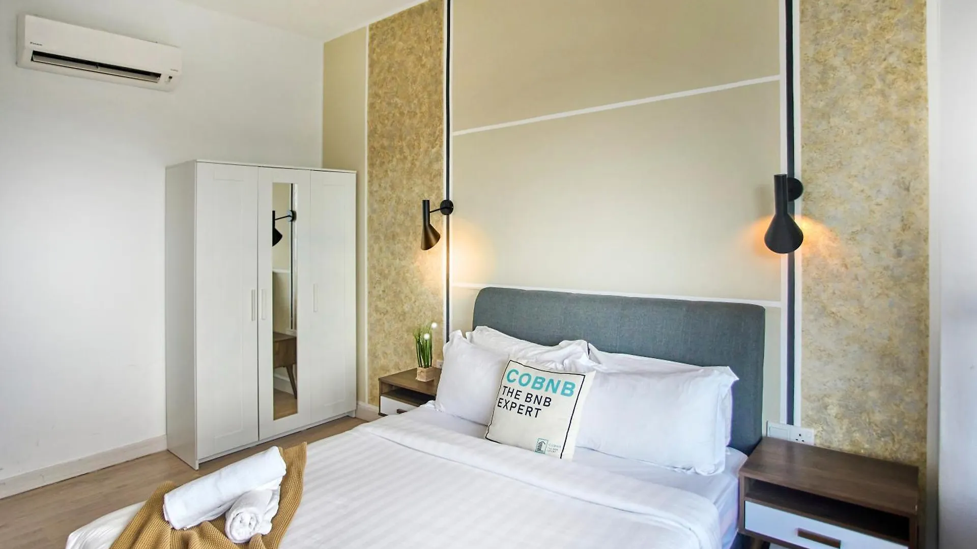 Arte Plus Klcc Designer Suites By Cobnb Kuala Lumpur Malaysia